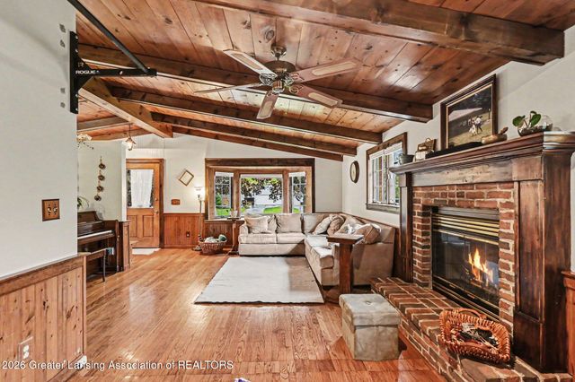 1116 N Magnolia Avenue, Lansing, MI 48912