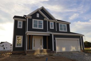 568 Fadley Loop E, Delaware, OH 43015