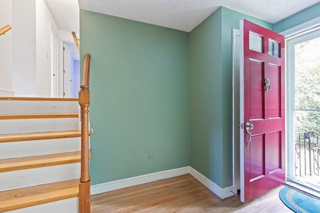 77 Warren Rd, Ashland, MA 01721