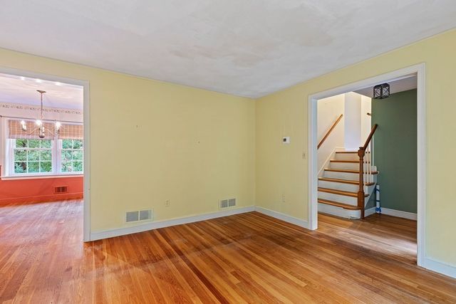 77 Warren Rd, Ashland, MA 01721