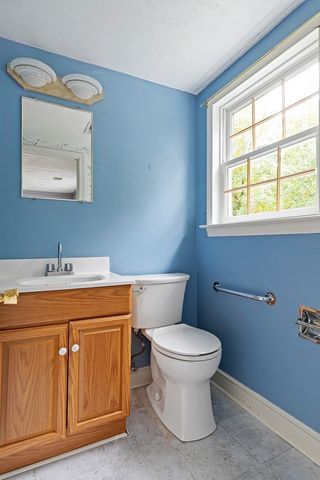 77 Warren Rd, Ashland, MA 01721