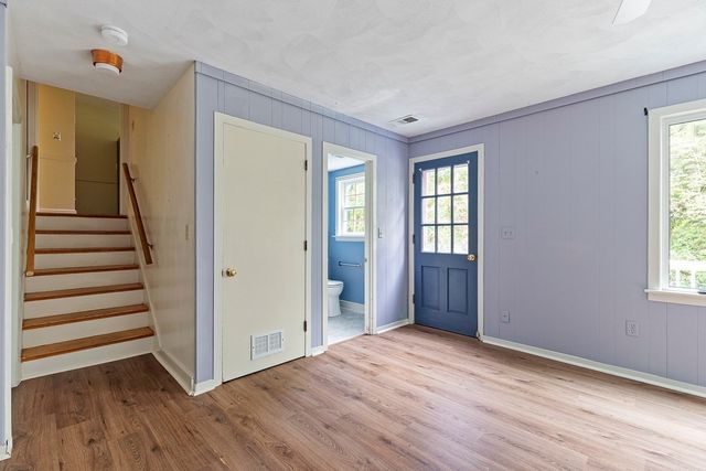 77 Warren Rd, Ashland, MA 01721