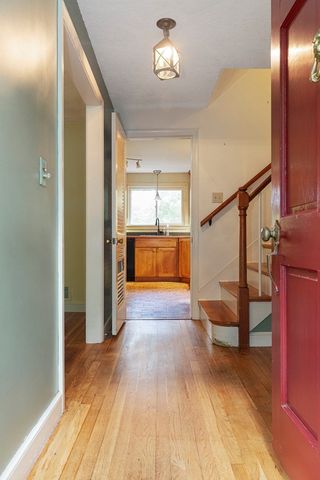 77 Warren Rd, Ashland, MA 01721