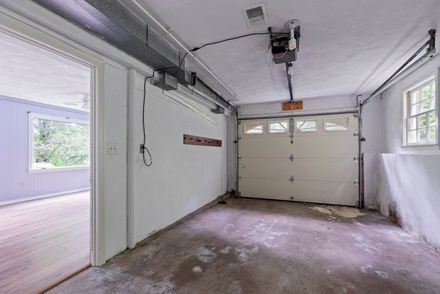 77 Warren Rd, Ashland, MA 01721