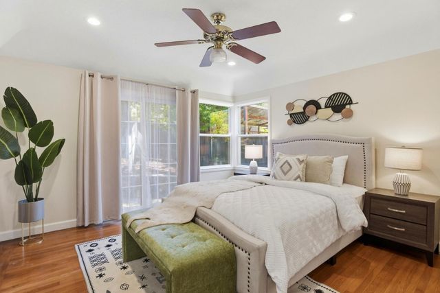 28 Alameda De Las Pulgas, Redwood City, CA 94062