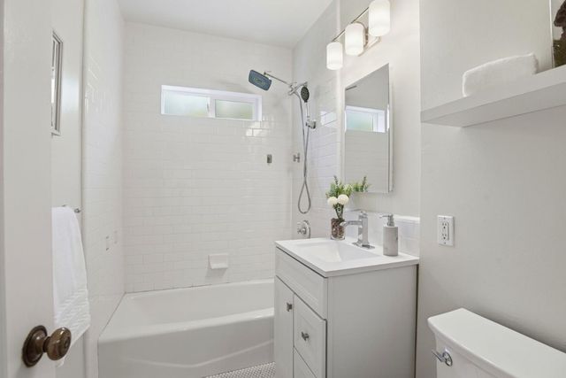 28 Alameda De Las Pulgas, Redwood City, CA 94062