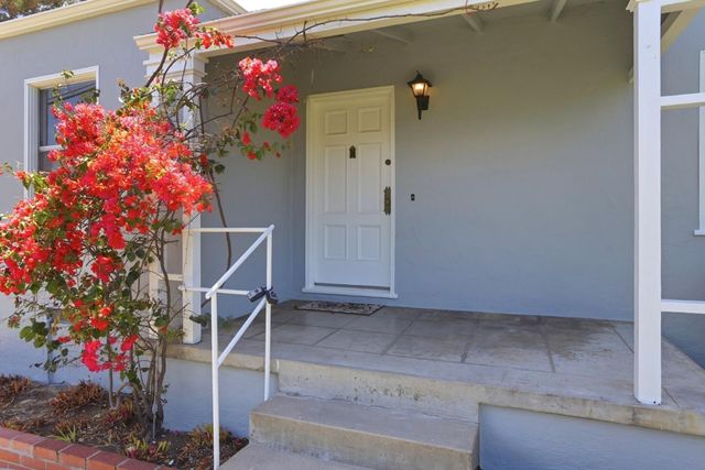 28 Alameda De Las Pulgas, Redwood City, CA 94062