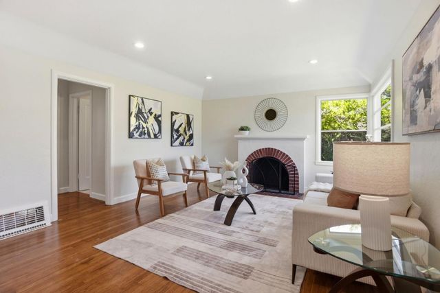 28 Alameda De Las Pulgas, Redwood City, CA 94062
