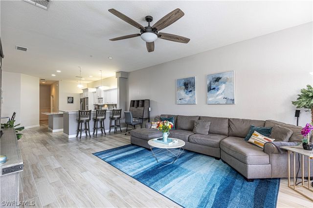 8641 Piazza Del Lago CIR 203, Estero, FL 33928