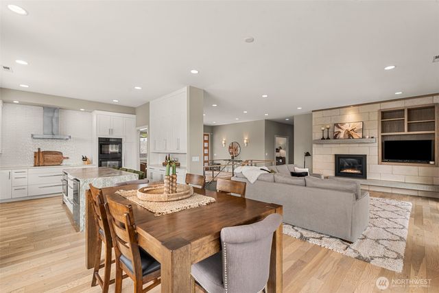 854 Autumn Crest Drive, Wenatchee, WA 98801