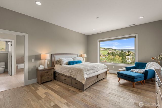 854 Autumn Crest Drive, Wenatchee, WA 98801