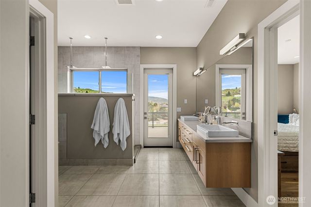 854 Autumn Crest Drive, Wenatchee, WA 98801