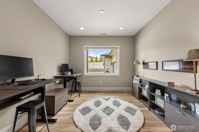 854 Autumn Crest Drive, Wenatchee, WA 98801