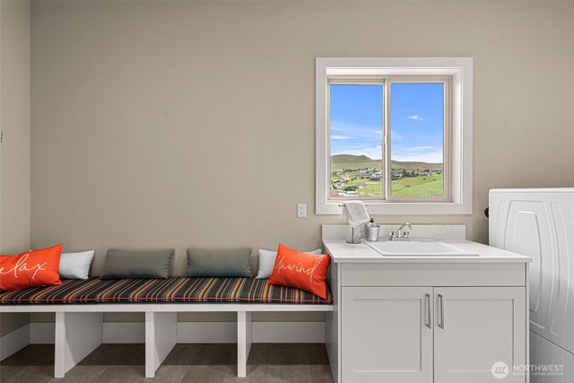 854 Autumn Crest Drive, Wenatchee, WA 98801