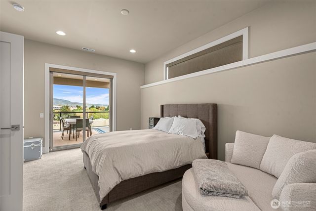 854 Autumn Crest Drive, Wenatchee, WA 98801