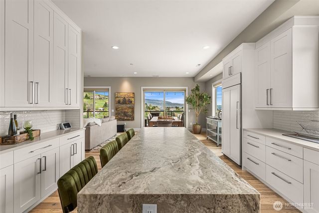 854 Autumn Crest Drive, Wenatchee, WA 98801