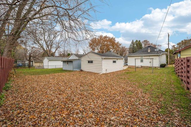 715 W 4TH STREET, Appleton, WI 54914