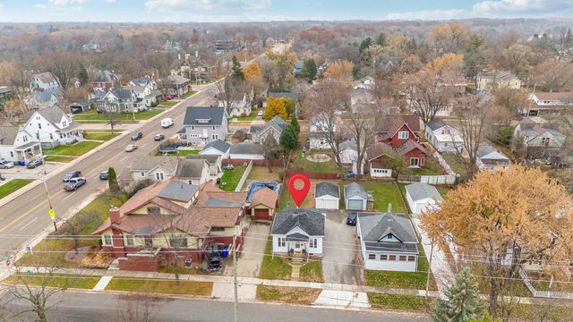 715 W 4TH STREET, Appleton, WI 54914