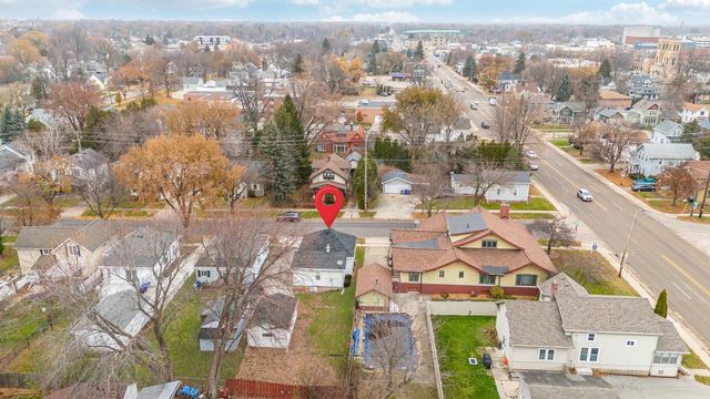 715 W 4TH STREET, Appleton, WI 54914