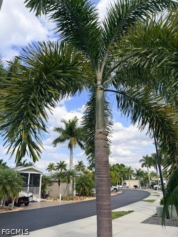 5471 Cypress Trail Resort CIR, Fort Myers, FL 33905