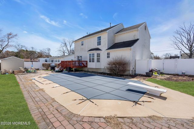 2010 Oak Dale Road, Toms River, NJ 08753