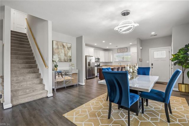 2401 Fieldsway DR, Chesapeake, VA 23320