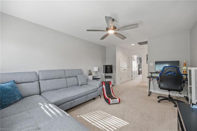2401 Fieldsway DR, Chesapeake, VA 23320
