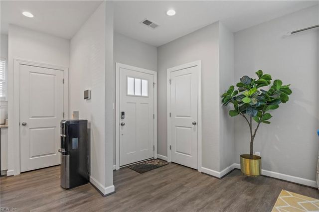 2401 Fieldsway DR, Chesapeake, VA 23320