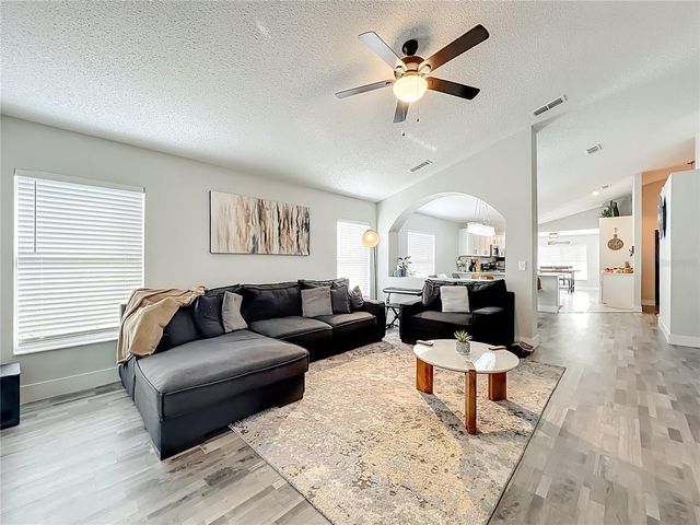 2045 NEWTOWN ROAD, Groveland, FL 34736