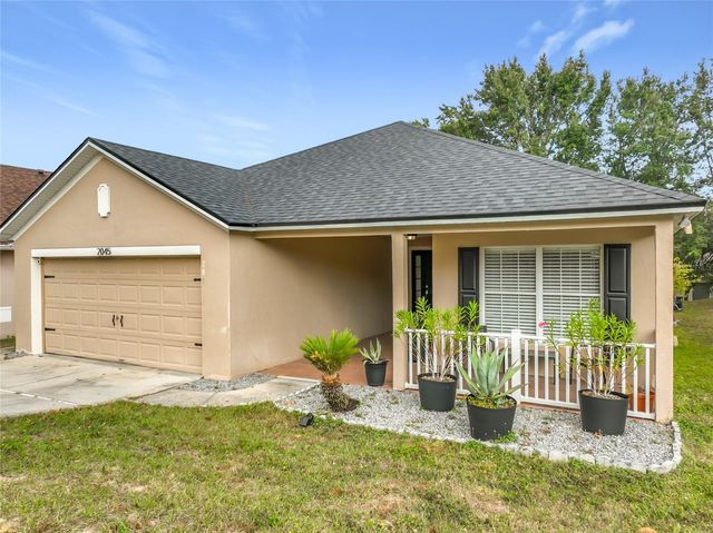 2045 NEWTOWN ROAD, Groveland, FL 34736