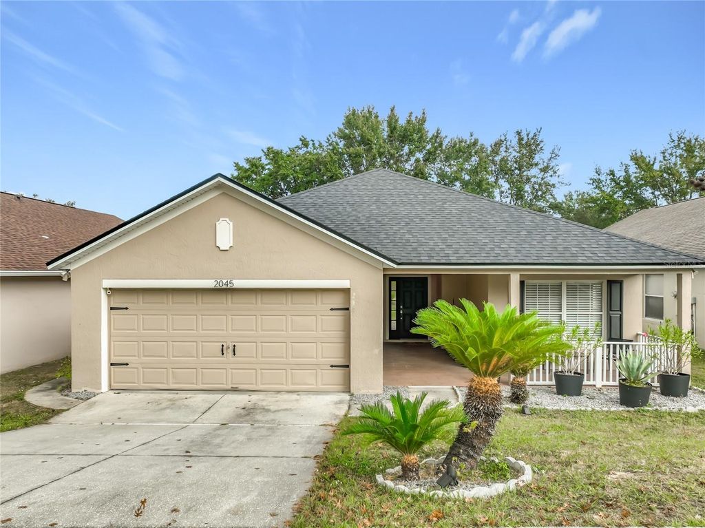2045 NEWTOWN ROAD, Groveland, FL 34736