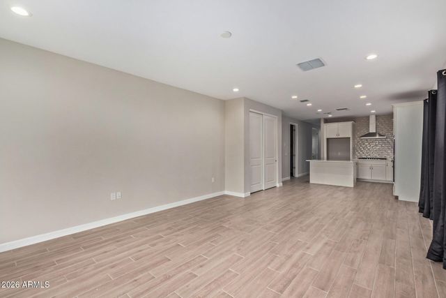 2035 E NORTHWOOD Drive, Phoenix, AZ 85024