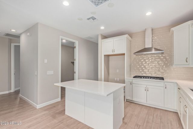 2035 E NORTHWOOD Drive, Phoenix, AZ 85024