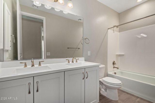 2035 E NORTHWOOD Drive, Phoenix, AZ 85024