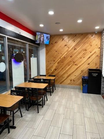 9402 Jamaica Avenue, Woodhaven, NY 11421