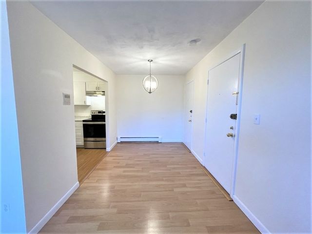 295 Main Street 28, Reading, MA 01867