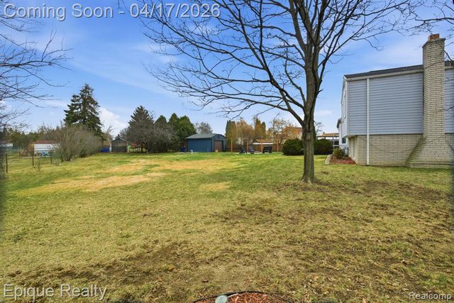 5013 Gardner Street, Sterling Heights, MI 48310