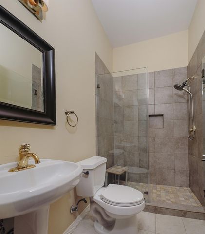 14 Graceful Elm Court, The Woodlands, TX 77381