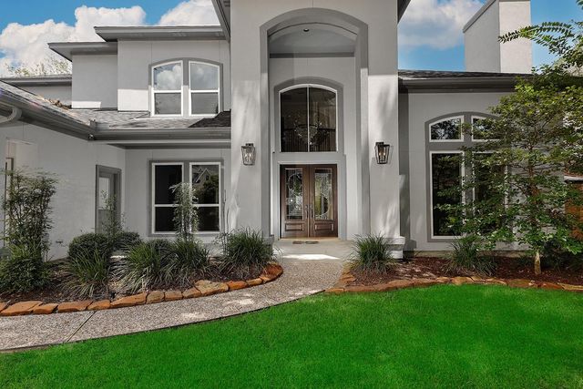 14 Graceful Elm Court, The Woodlands, TX 77381