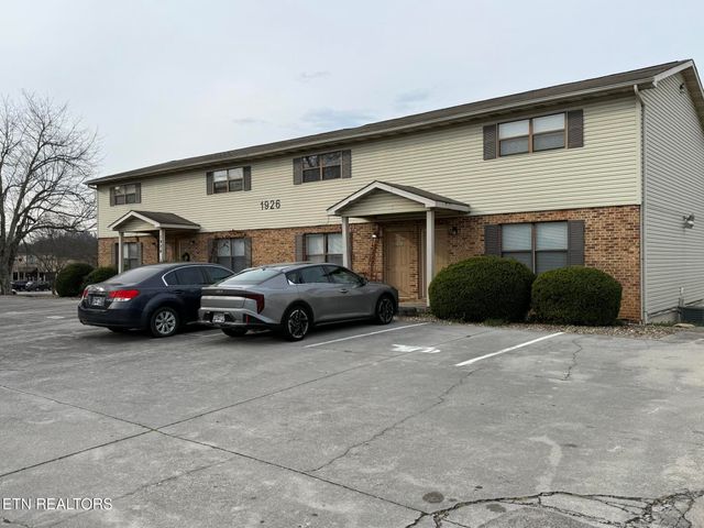 1926 Topside Rd, Louisville, TN 37777