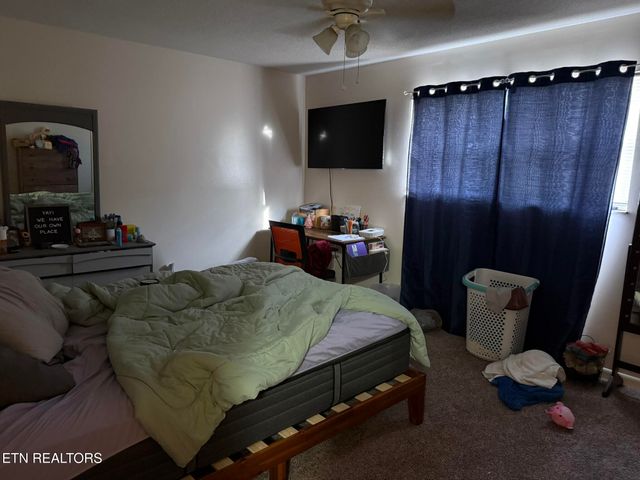 1926 Topside Rd, Louisville, TN 37777