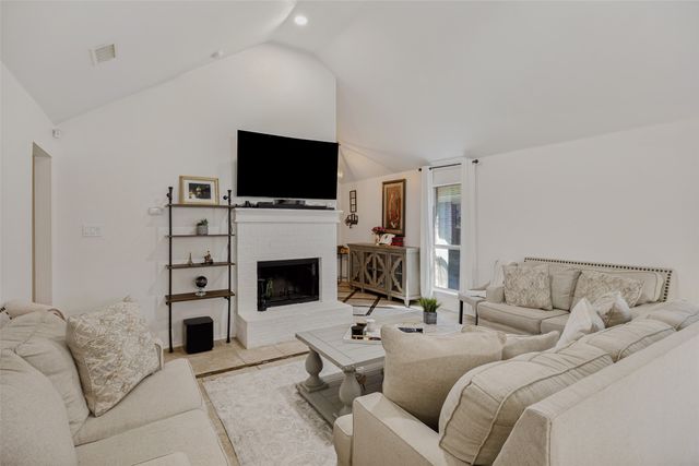 3339 Shining Light Drive, Dallas, TX 75228