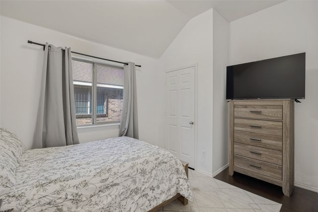 3339 Shining Light Drive, Dallas, TX 75228