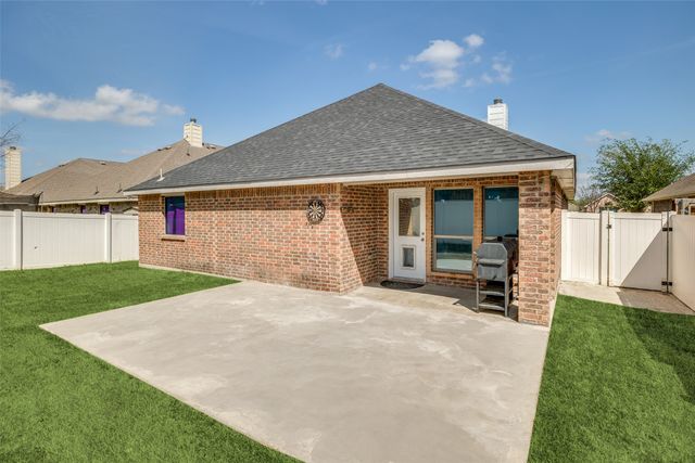 3339 Shining Light Drive, Dallas, TX 75228