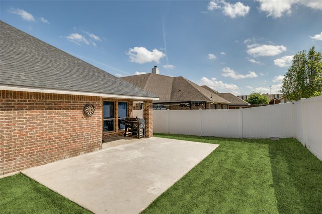 3339 Shining Light Drive, Dallas, TX 75228