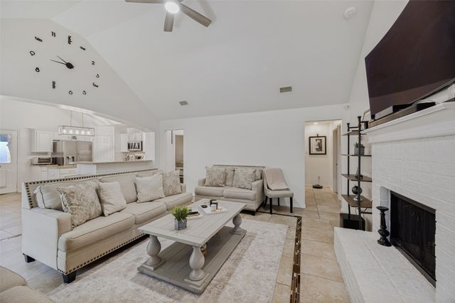 3339 Shining Light Drive, Dallas, TX 75228