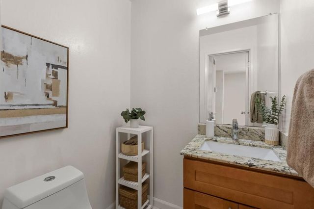 5092 Plaza Corona, Santa Clara, CA 95054