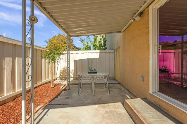 5092 Plaza Corona, Santa Clara, CA 95054