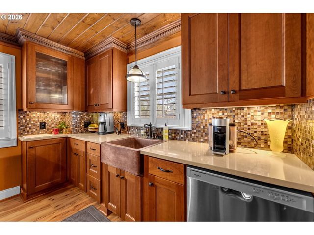 6503 Ne 45TH Way, Vancouver, WA 98661