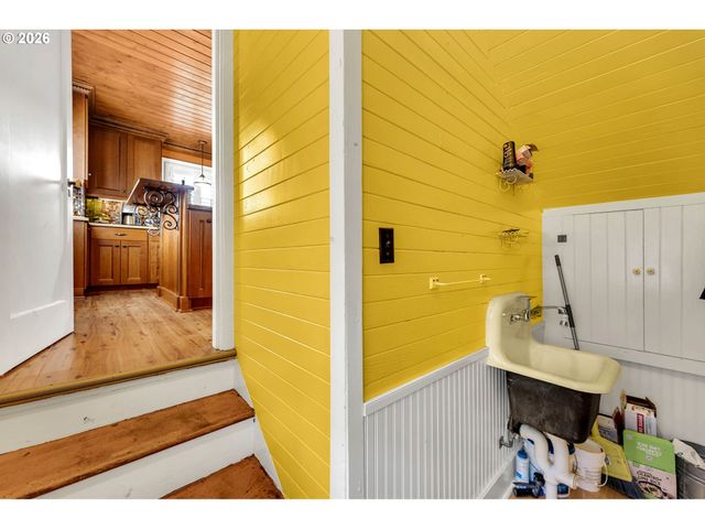 6503 Ne 45TH Way, Vancouver, WA 98661